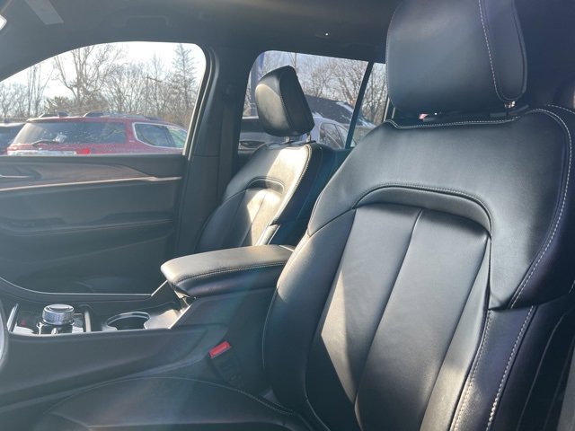 Used 2024 Jeep Grand Cherokee Limited image 25