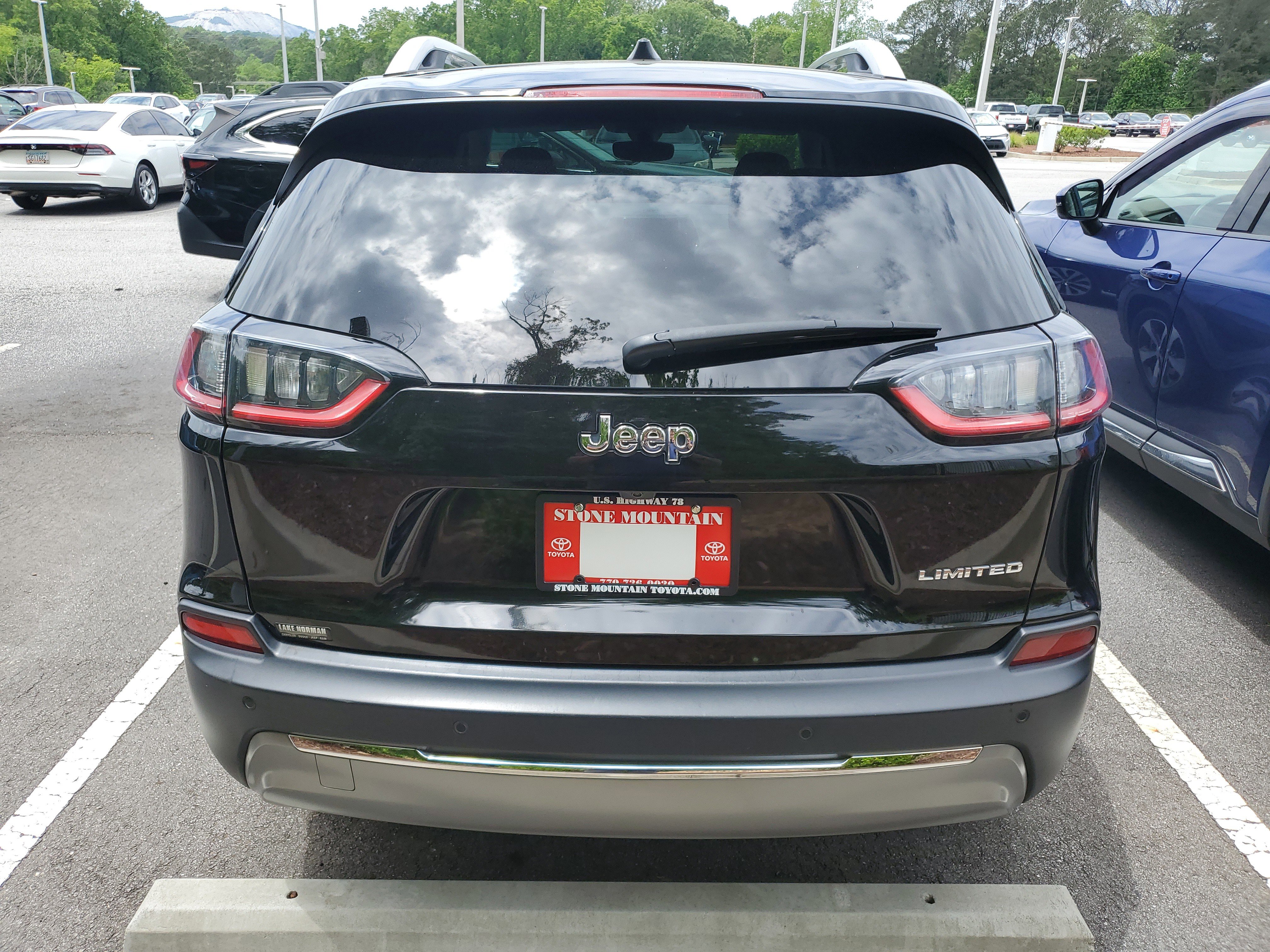 Used 2020 Jeep Cherokee Limited FWD image 8
