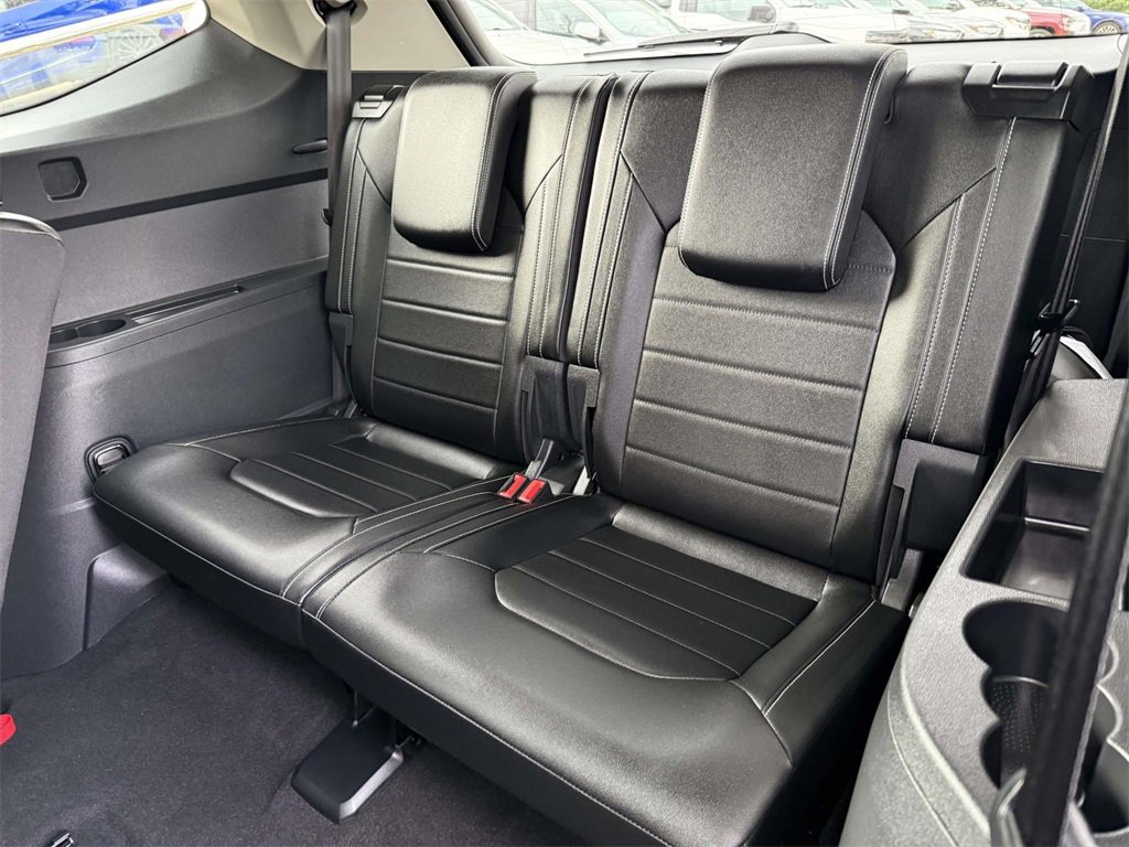 Used 2022 Volkswagen Atlas SEL Premium image 13