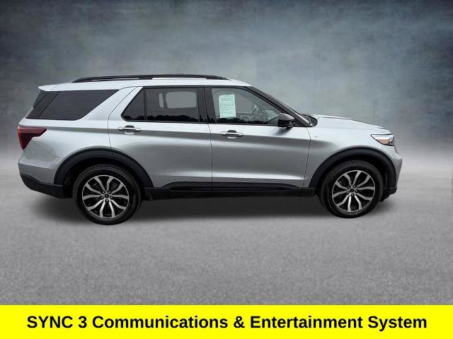 Certified 2023 Ford Explorer ST-Line AWD/4WD image 7