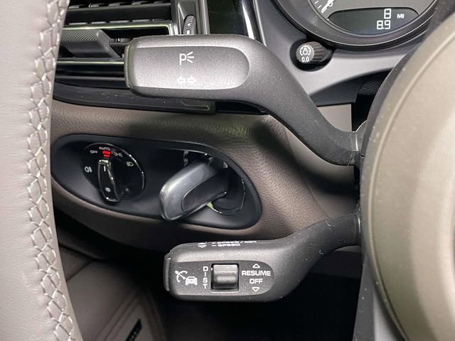 New 2026 Porsche Macan image 43