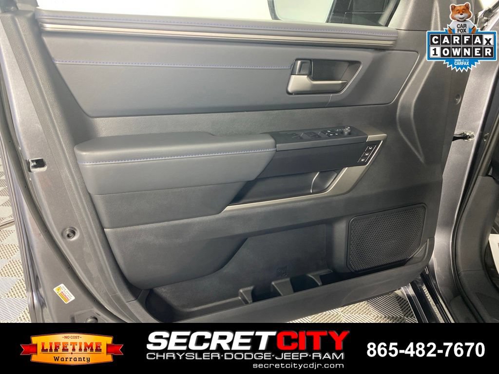 Used 2026 Toyota Tundra Platinum AWD/4WD image 12
