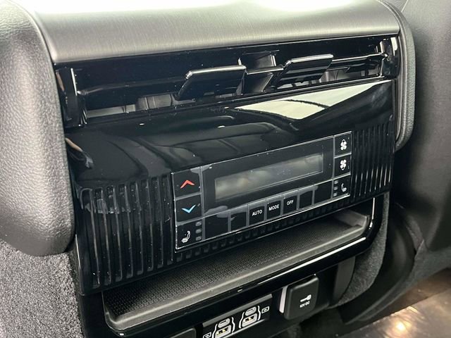 New 2026 Jeep Grand Wagoneer L Limited image 17