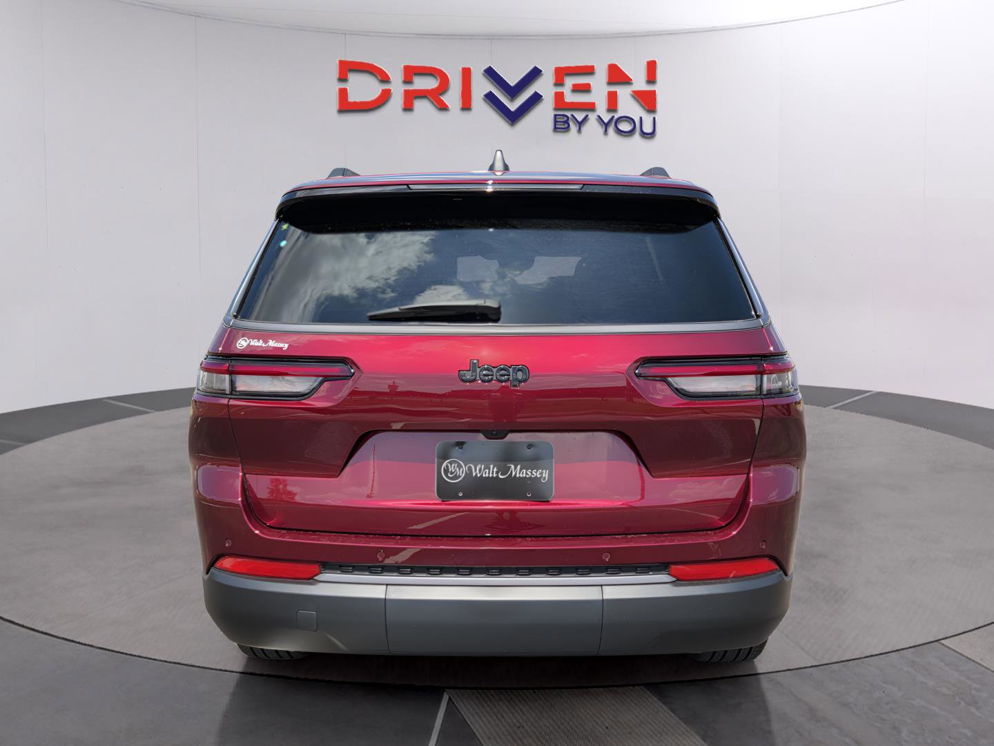 New 2026 Jeep Grand Cherokee L Limited w/ Limited Altitude Package RWD image 4
