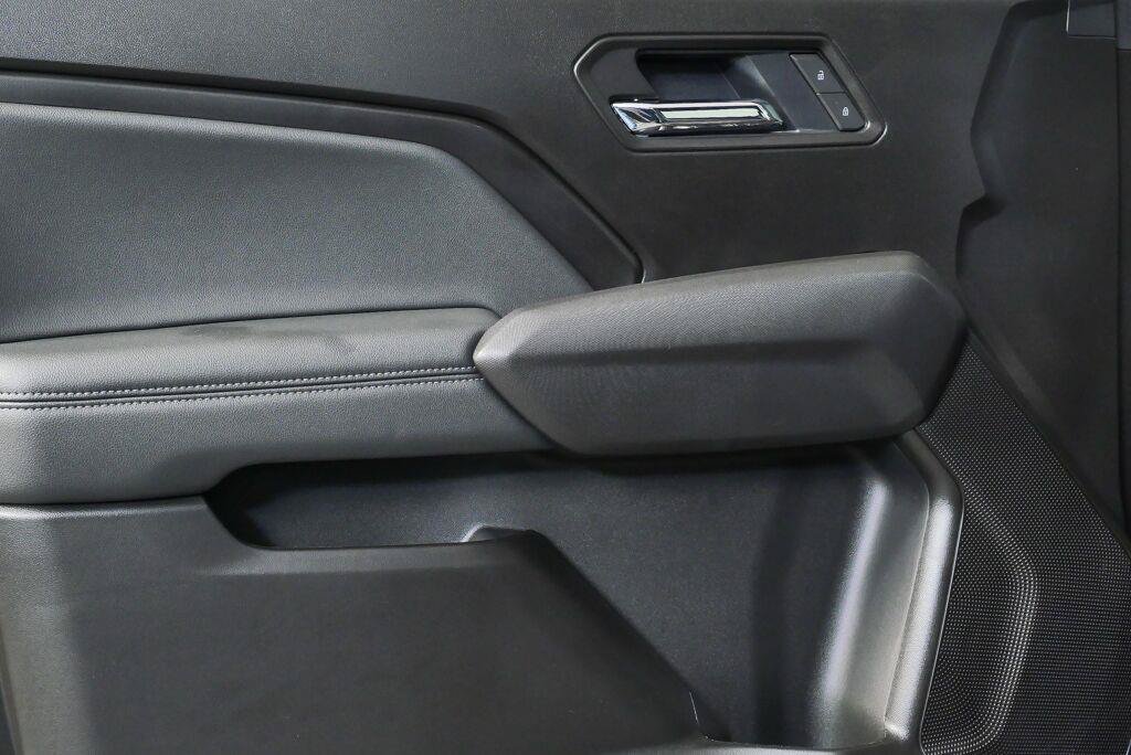 New 2026 GMC Canyon Elevation w/ Convenience Package RWD image 13