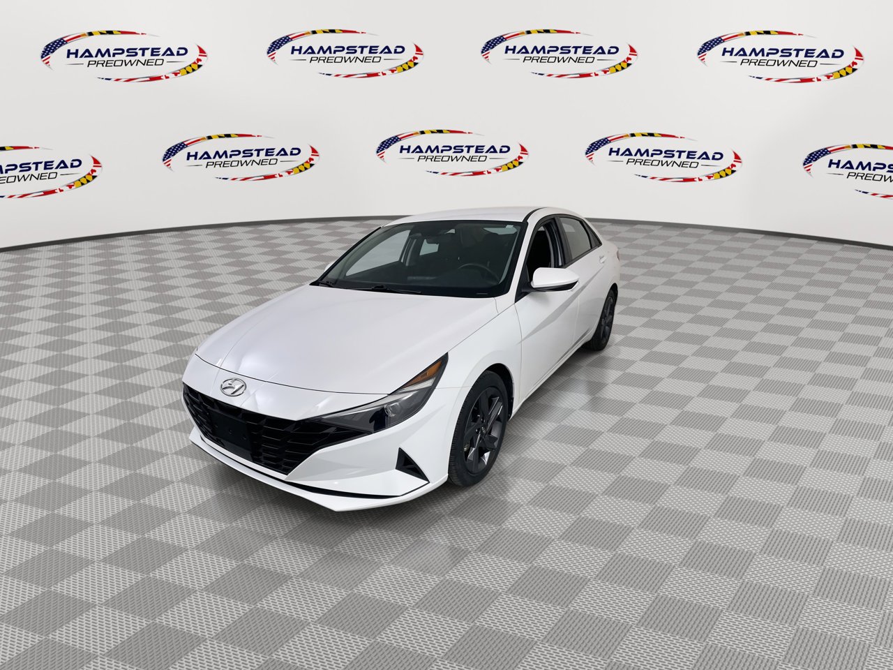 Used 2023 Hyundai Elantra SEL w/ Convenience Package image 4