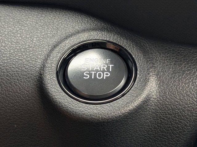 New 2025 Hyundai Venue Limited image 25