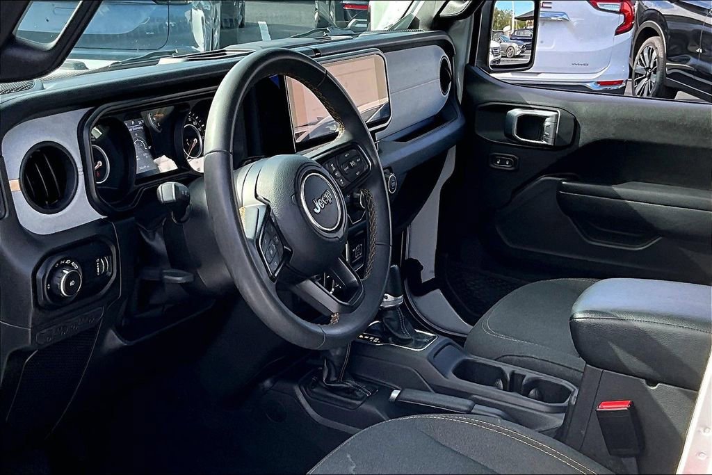 Used 2024 Jeep Wrangler Sport S image 16