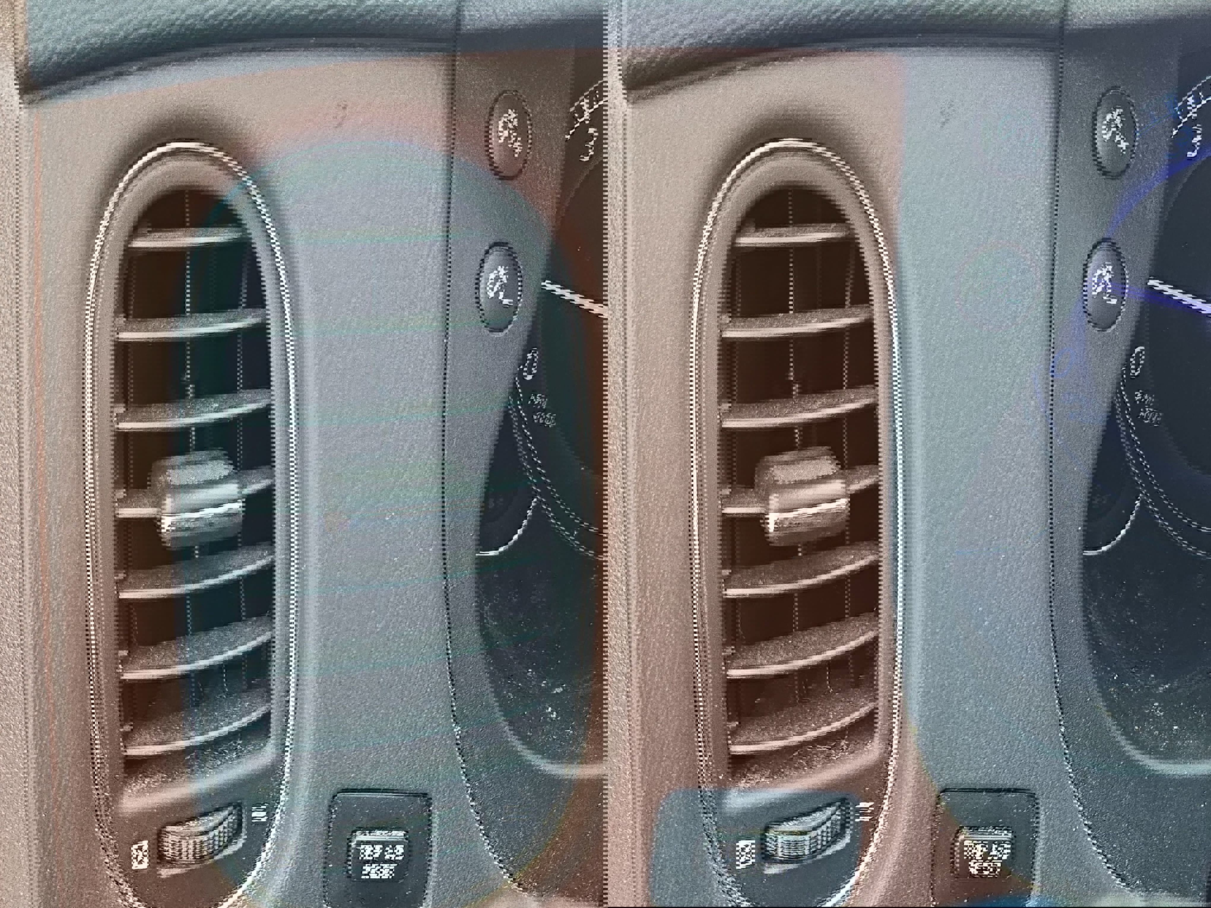 Used 2016 INFINITI QX50 2WD w/ Premium Plus Package image 25