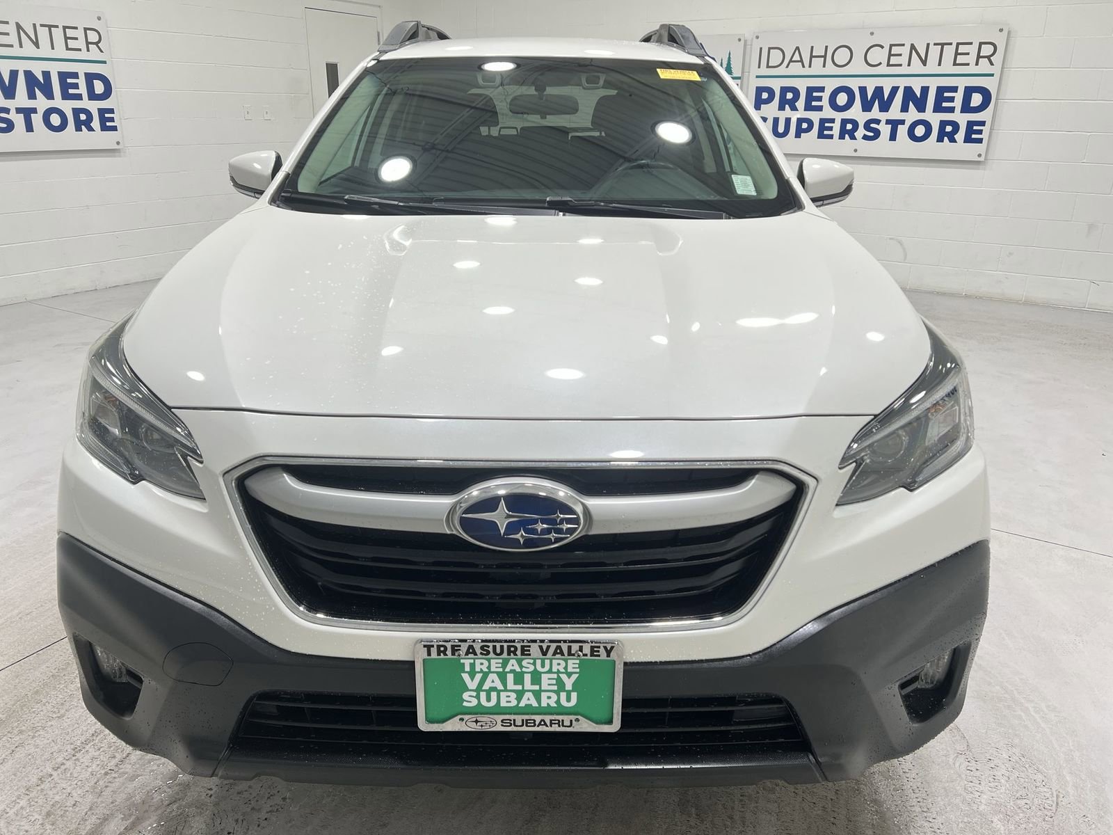 Used 2022 Subaru Outback Premium image 3