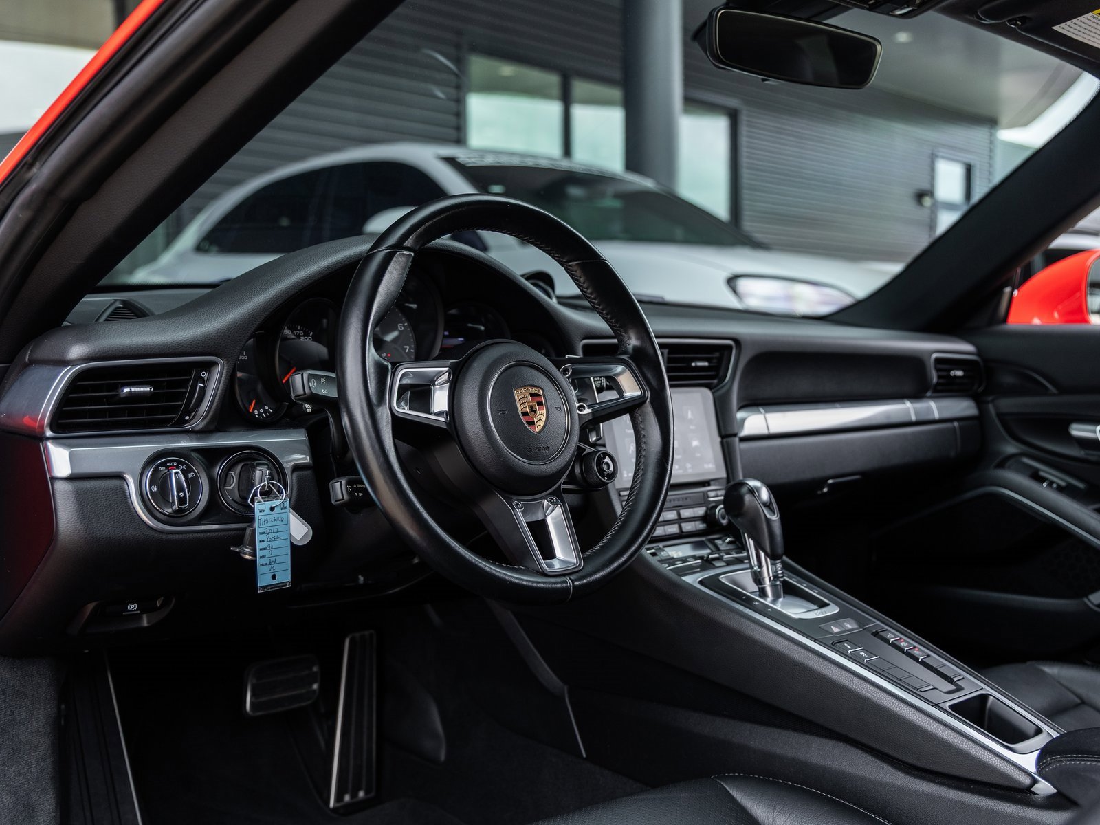 Used 2017 Porsche 911 Carrera S image 4