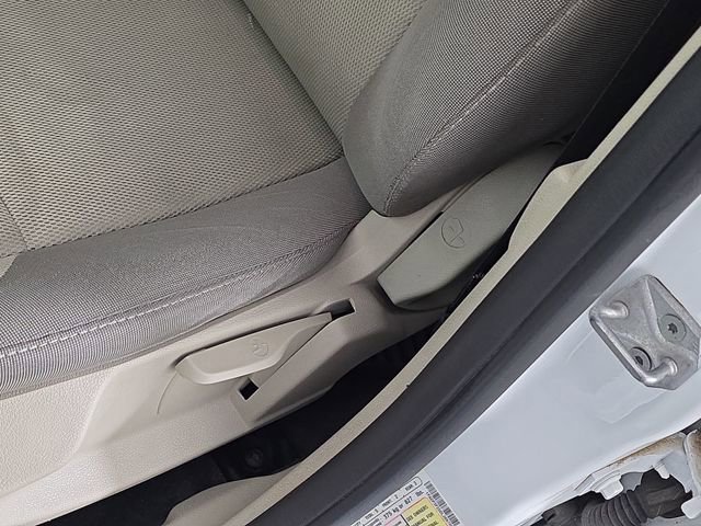 Used 2013 Ford Focus SE image 34