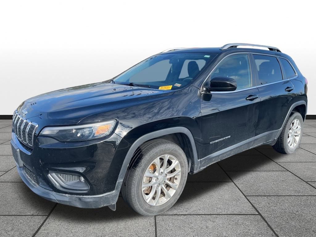 Used 2019 Jeep Cherokee Latitude w/ Popular Appearance Group