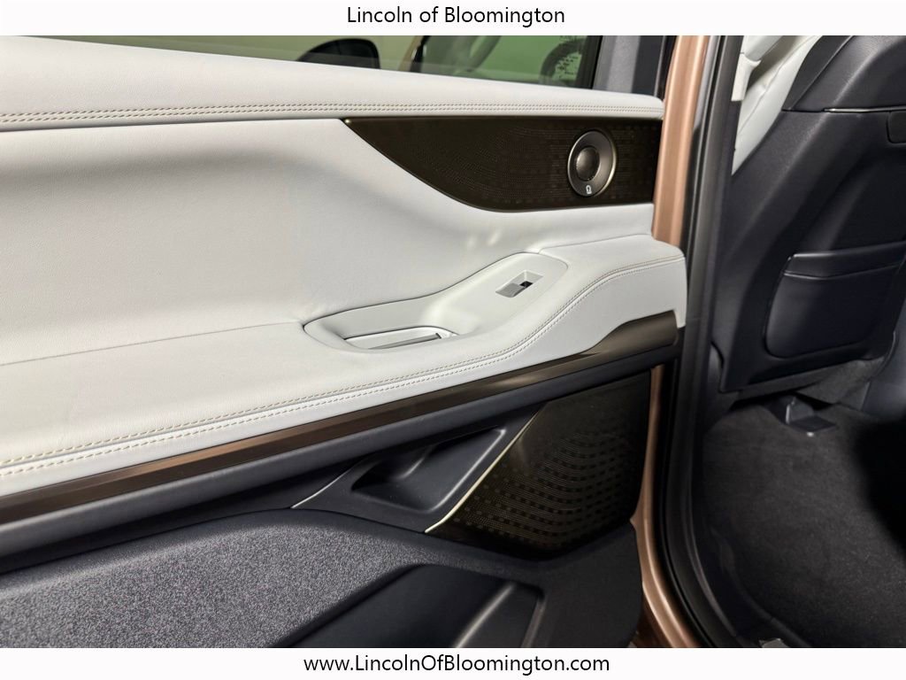 New 2025 Lincoln Navigator L Black Label image 48