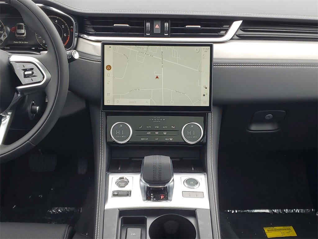 New 2026 Jaguar F-PACE R-Dynamic S image 28