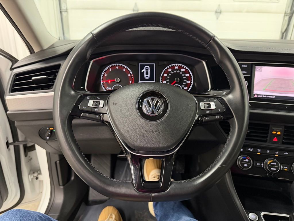 Used 2019 Volkswagen Jetta SE w/ Cold Weather Package image 36