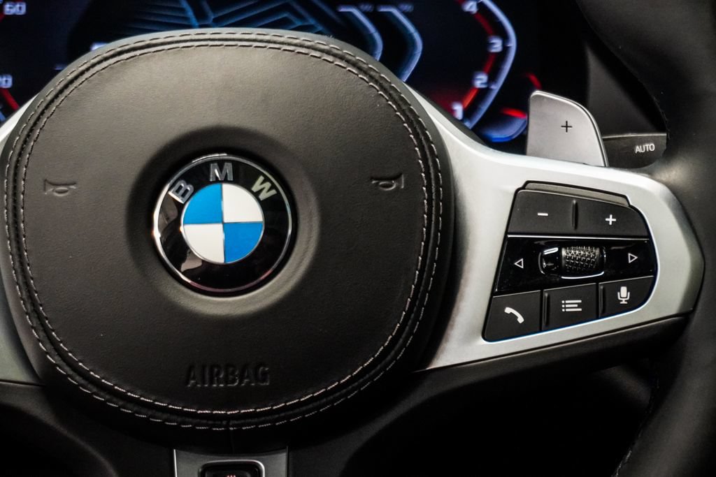 Used 2020 BMW X6 M50i w/ Executive Package AWD/4WD image 15