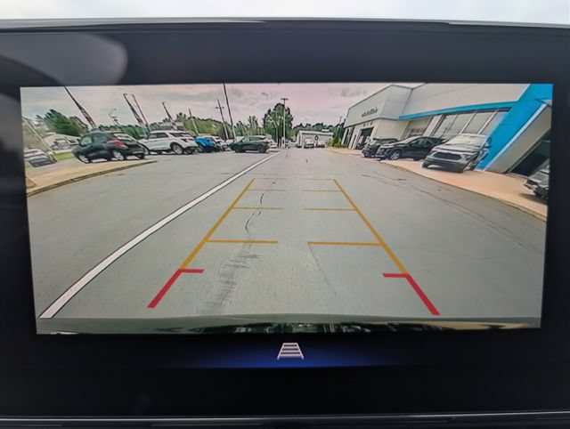 Used 2025 Chevrolet Trax ACTIV w/ Driver Confidence Package FWD image 23