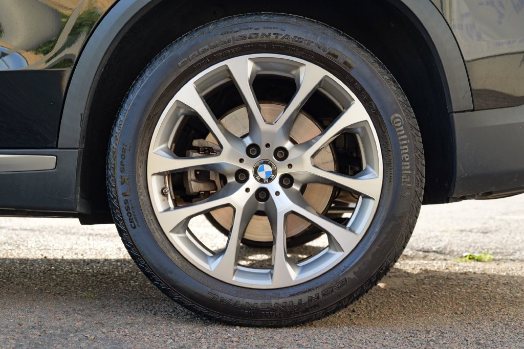 Used 2021 BMW X5 xDrive40i w/ Convenience Package AWD/4WD image 15
