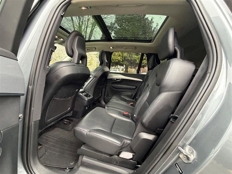 Used 2016 Volvo XC90 T6 Momentum image 21