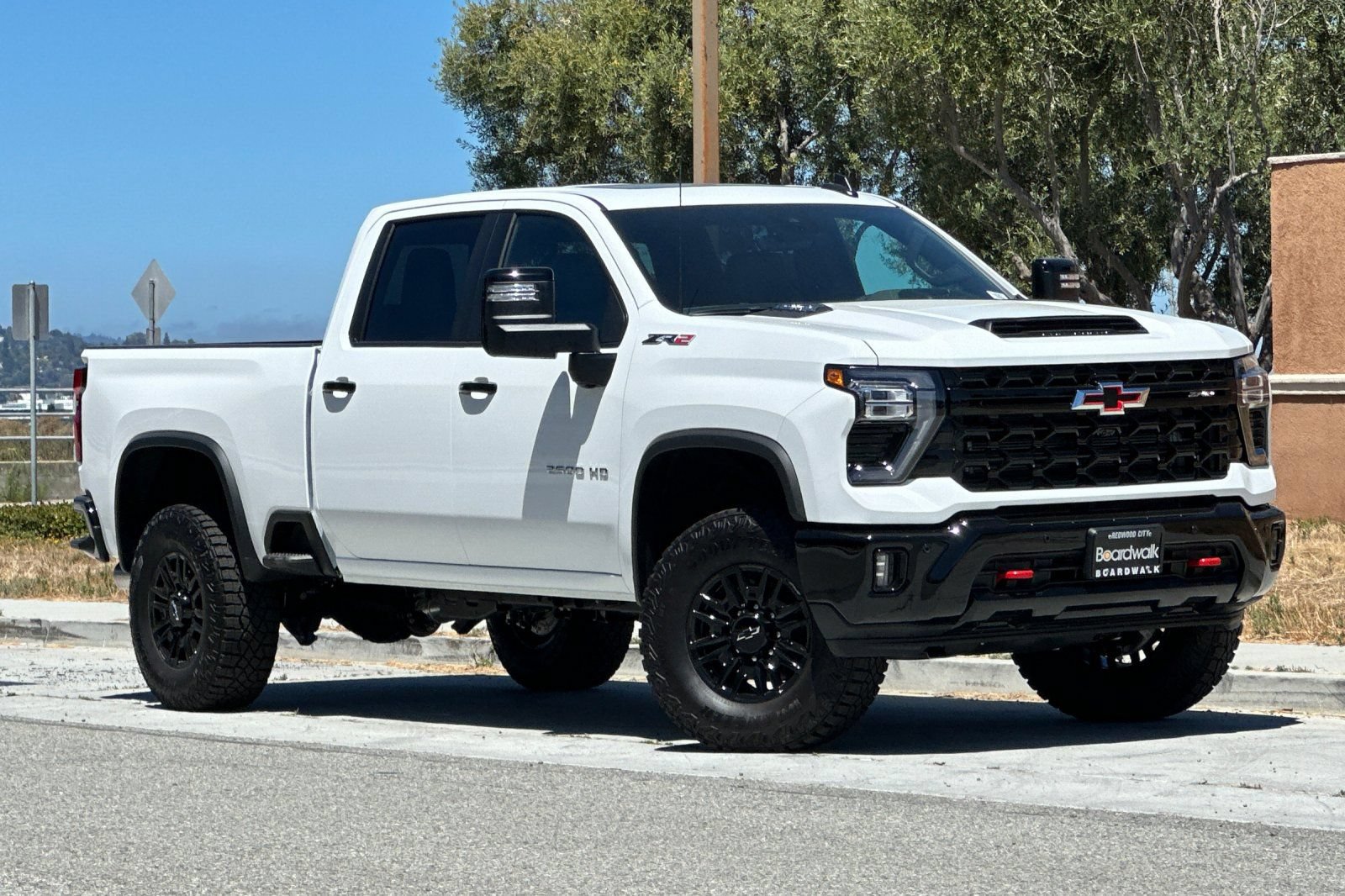 New 2026 Chevrolet Silverado 2500 ZR2 w/ LPO, Dark Essentials Package AWD/4WD image 2