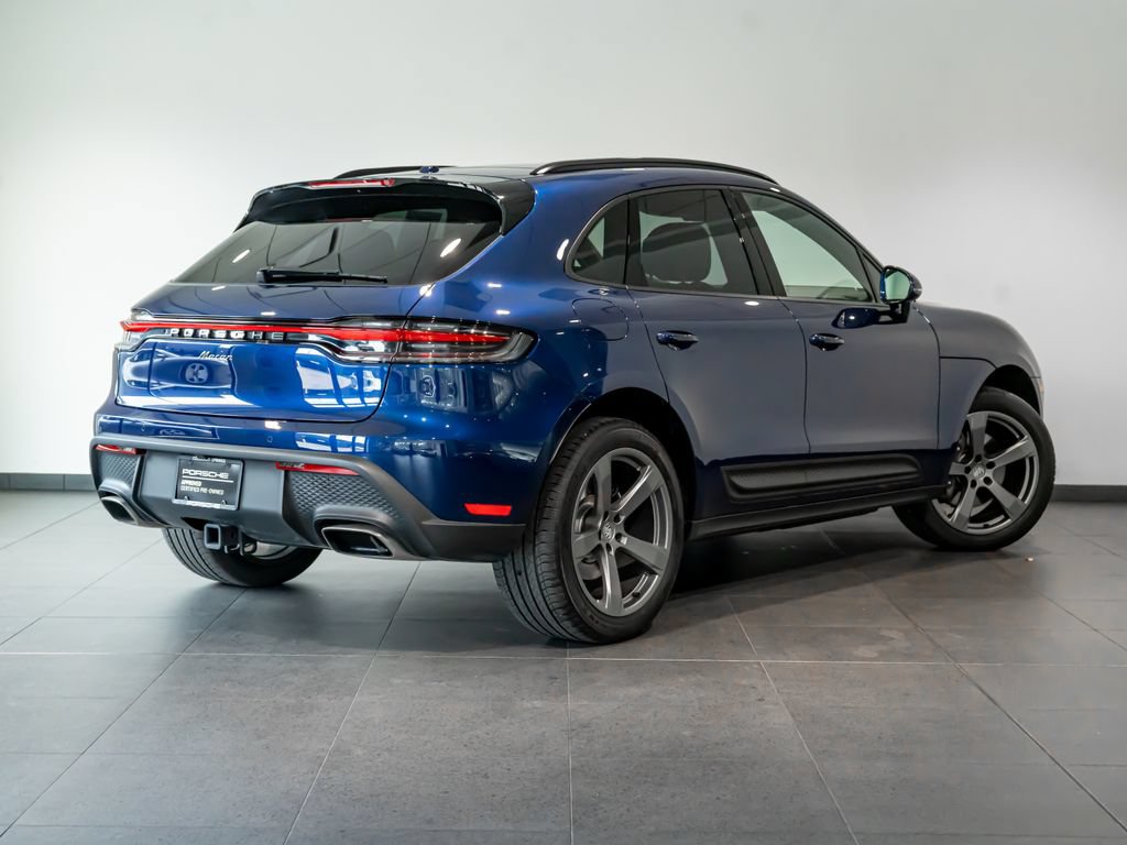 Certified 2025 Porsche Macan AWD/4WD image 7