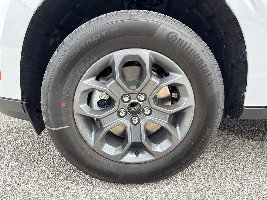 New 2026 Ford Maverick XLT FWD image 15