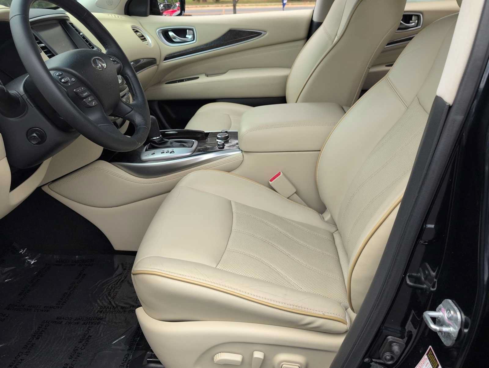 Used 2015 INFINITI QX60 Luxe w/ Premium Plus Package AWD/4WD image 16