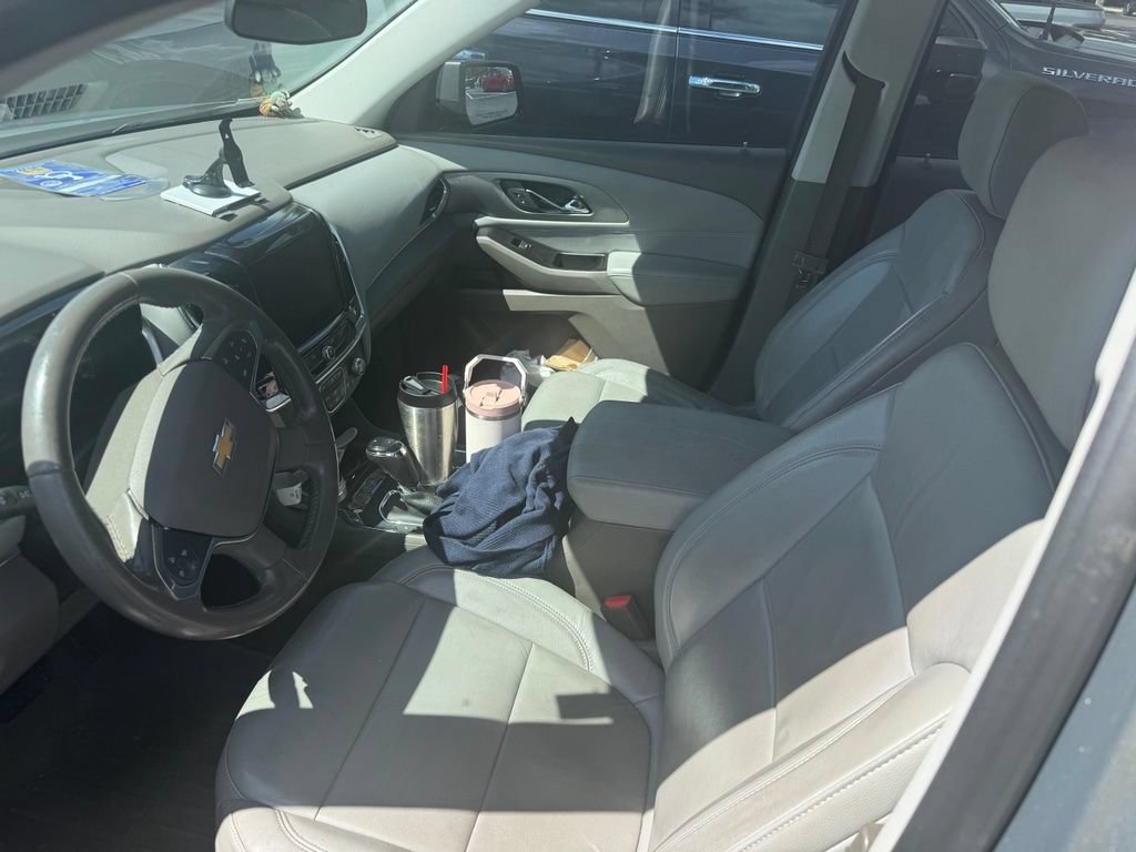 Used 2019 Chevrolet Traverse LT FWD image 6