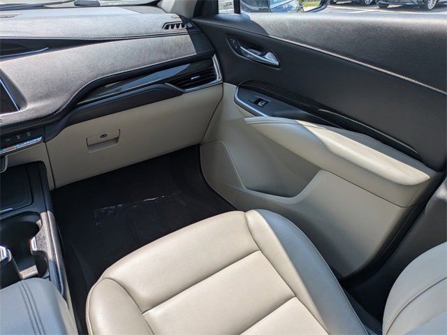 Used 2020 Cadillac XT4 Premium Luxury w/ Driver Awareness Package image 21