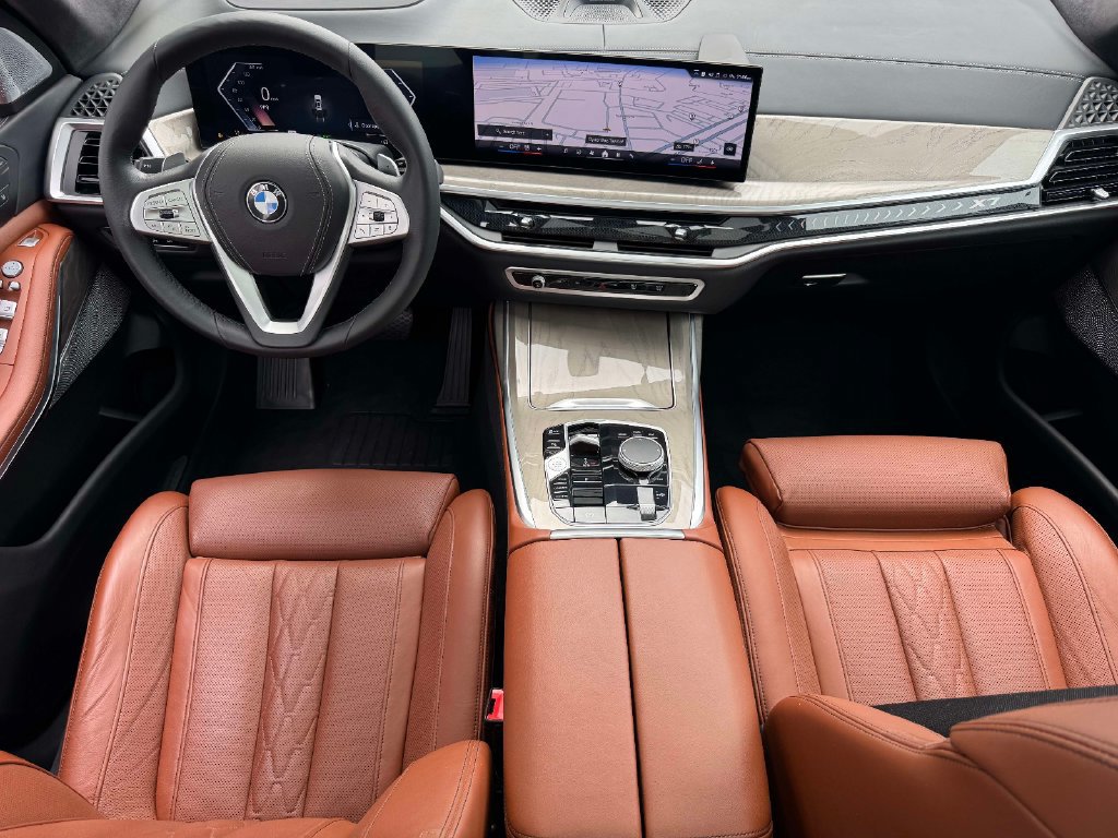 Certified 2024 BMW X7 xDrive40i AWD/4WD image 15