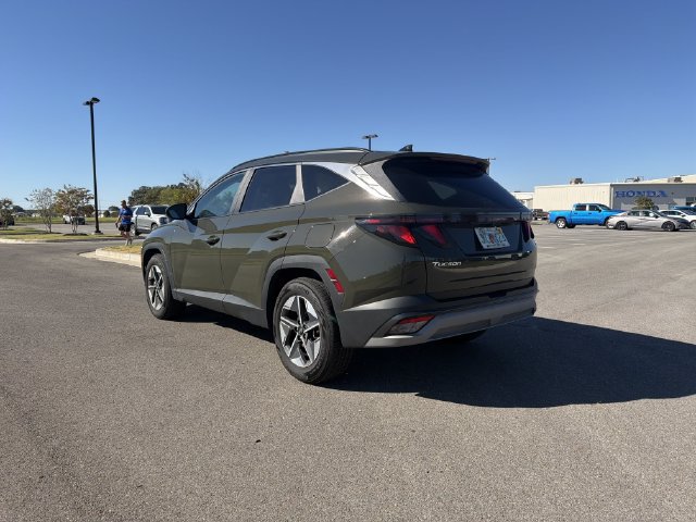 Used 2025 Hyundai Tucson SEL FWD image 3