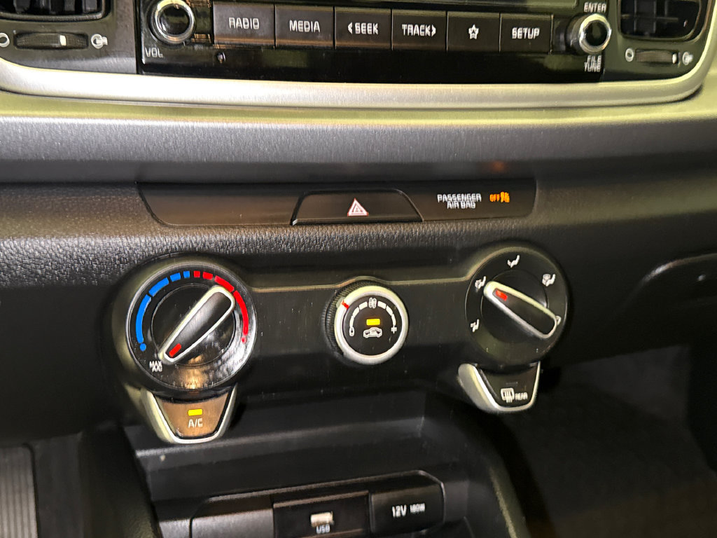 Used 2023 Kia Rio S FWD image 26