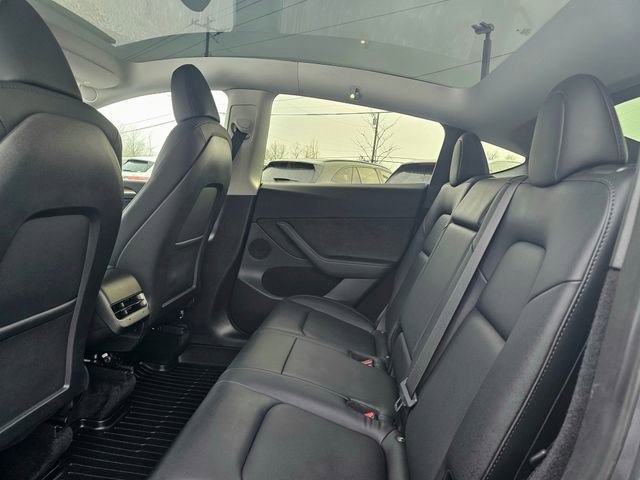 Used 2023 Tesla Model Y Long Range image 22