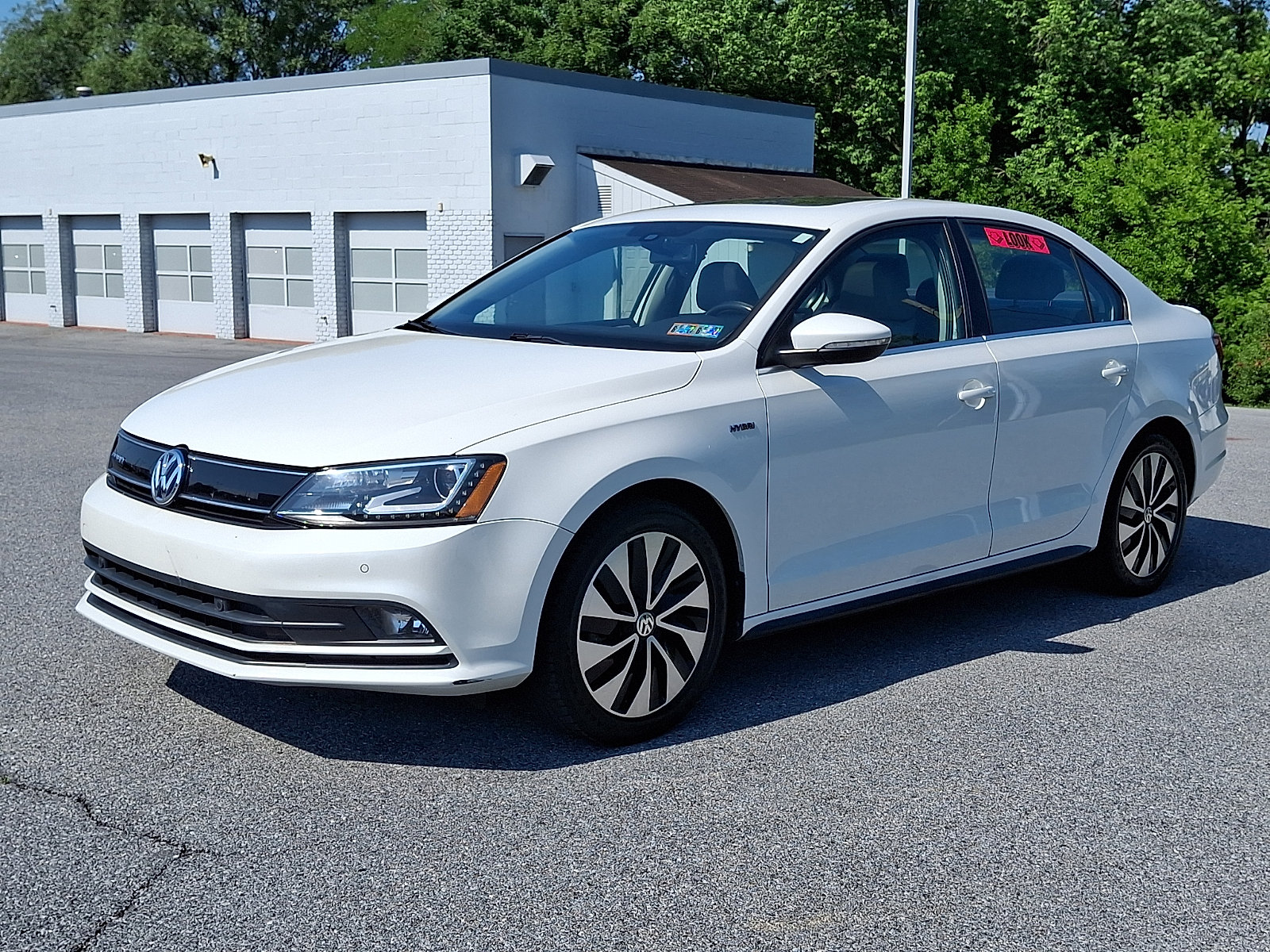 Used 2015 Volkswagen Jetta SEL Premium FWD image 3