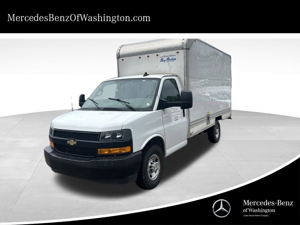 Used 2022 Chevrolet Express 3500 w/ Driver Convenience Package image 1