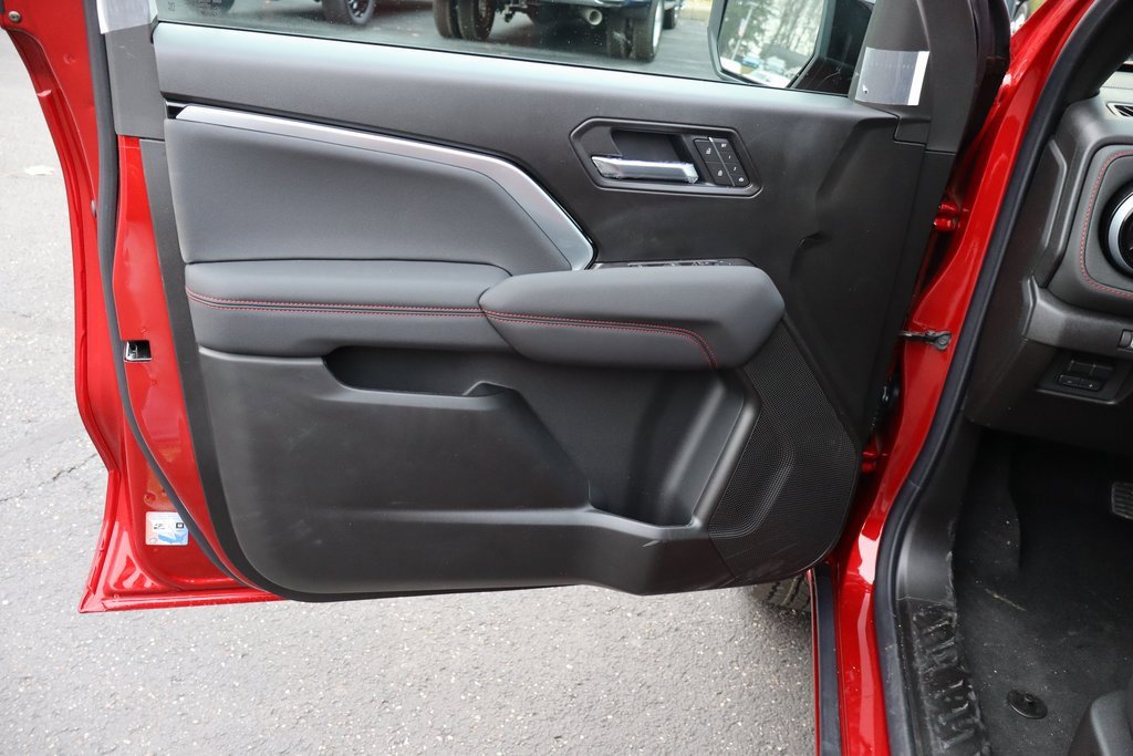 New 2026 Chevrolet Colorado Z71 w/ Technology Package image 3