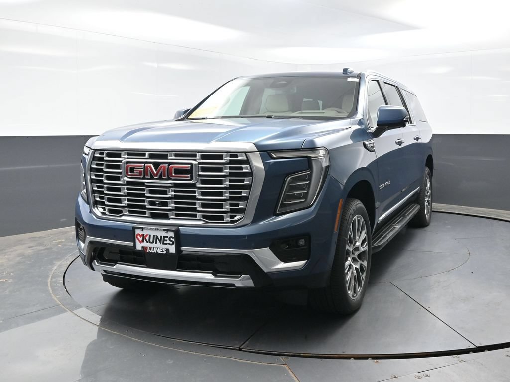 New 2026 GMC Yukon XL Denali w/ LPO, Floor Liner Package AWD/4WD image 7