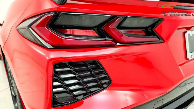 Used 2023 Chevrolet Corvette Stingray Premium Cpe w/ Z51 Performance Package RWD image 27