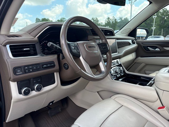 Used 2022 GMC Yukon Denali RWD image 23