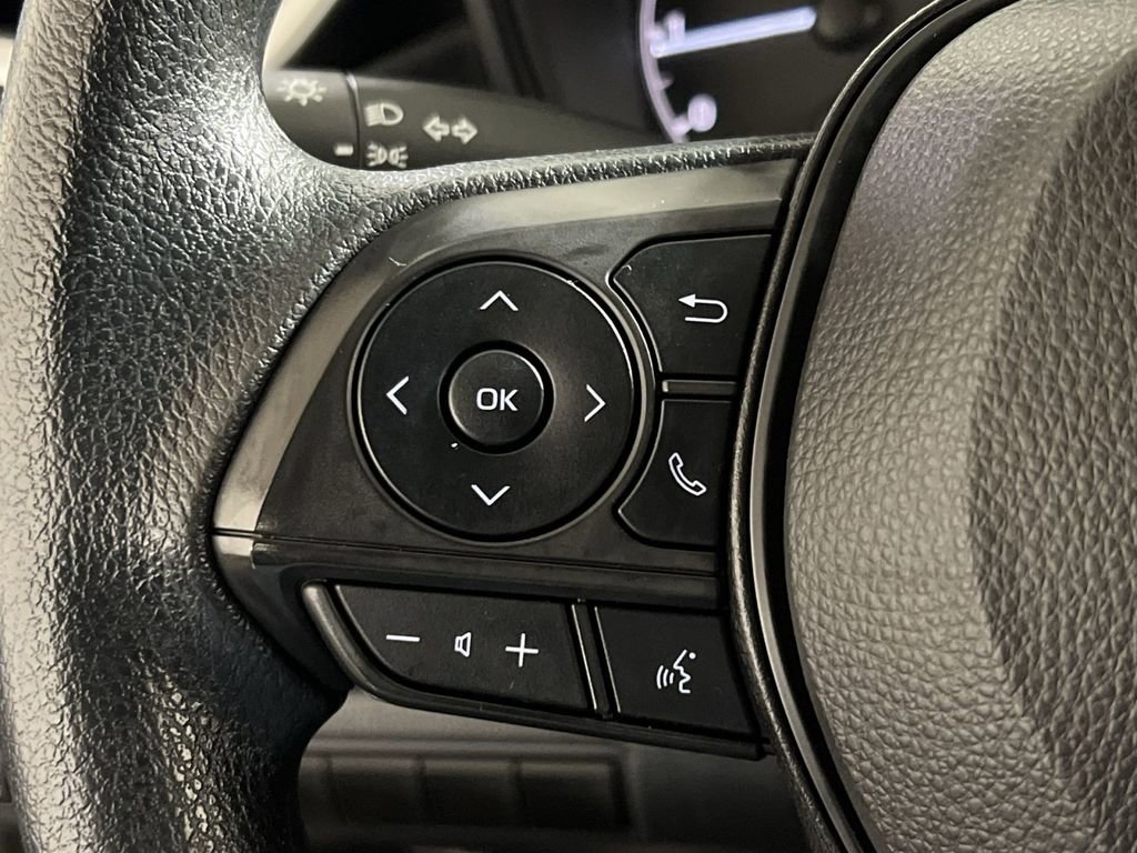 Used 2024 Toyota Corolla LE image 29