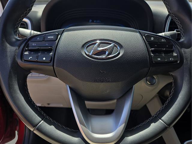 Used 2024 Hyundai Venue SEL FWD image 31