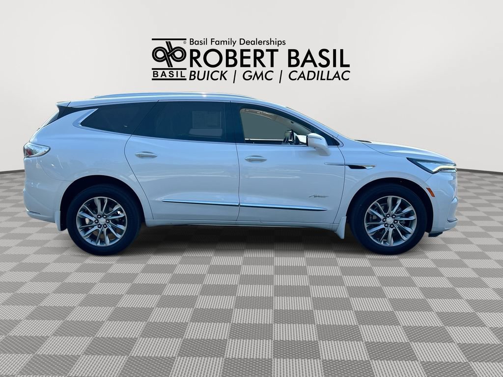 Used 2022 Buick Enclave Avenir AWD/4WD image 9