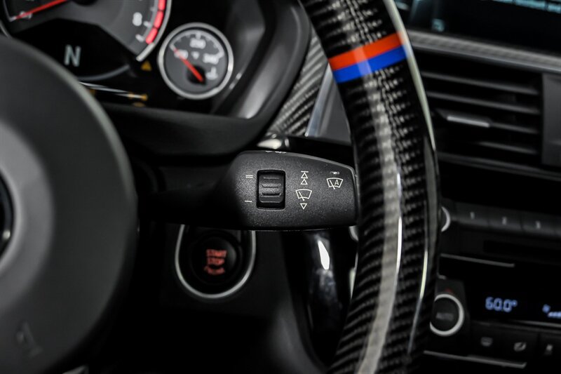 Used 2016 BMW M3 RWD image 25