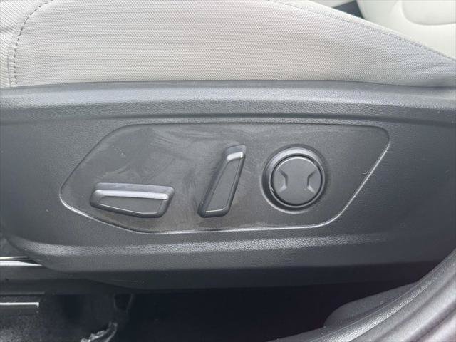 Used 2025 Hyundai Tucson SEL AWD/4WD image 17
