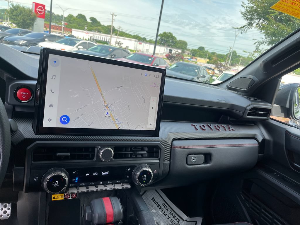 Used 2025 Toyota Tacoma TRD Pro AWD/4WD image 17