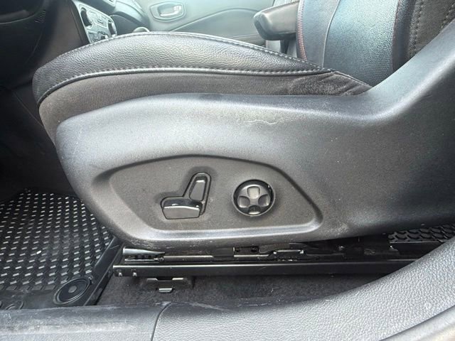 Used 2021 Jeep Compass Trailhawk AWD/4WD image 34