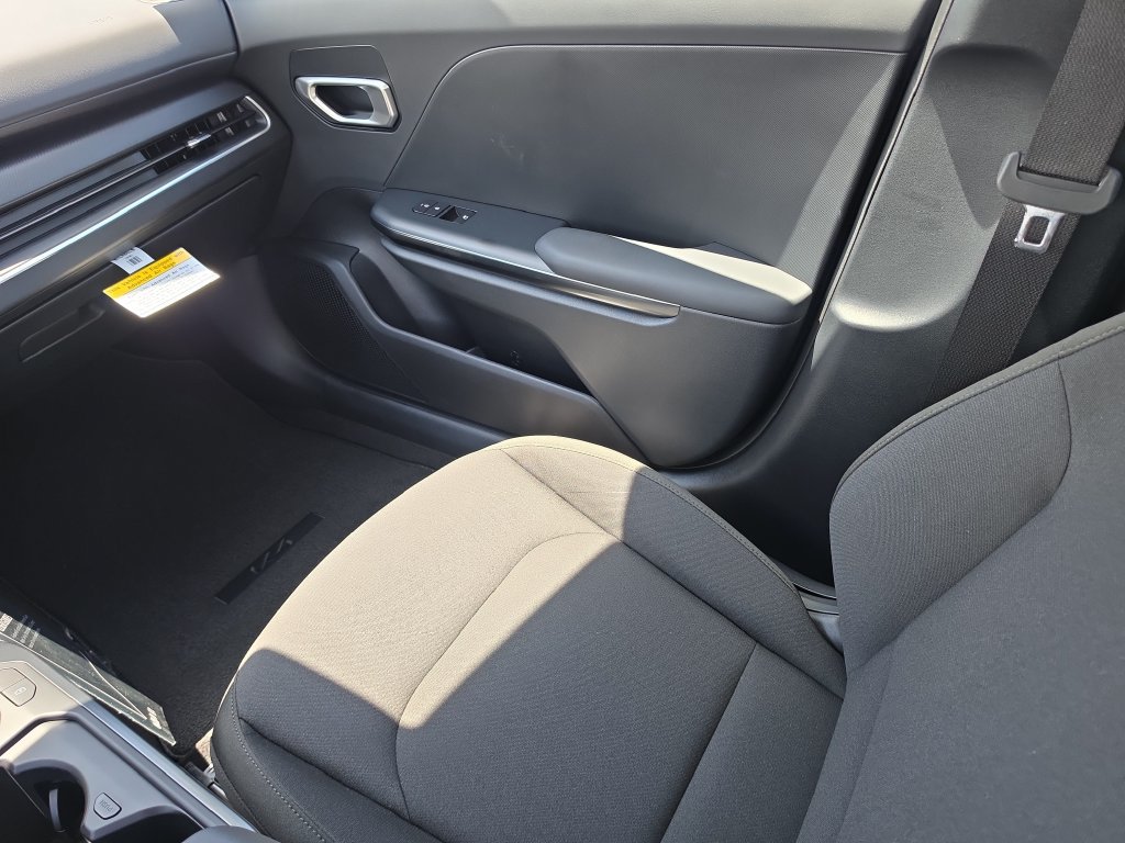 New 2026 Kia K4 FWD image 15
