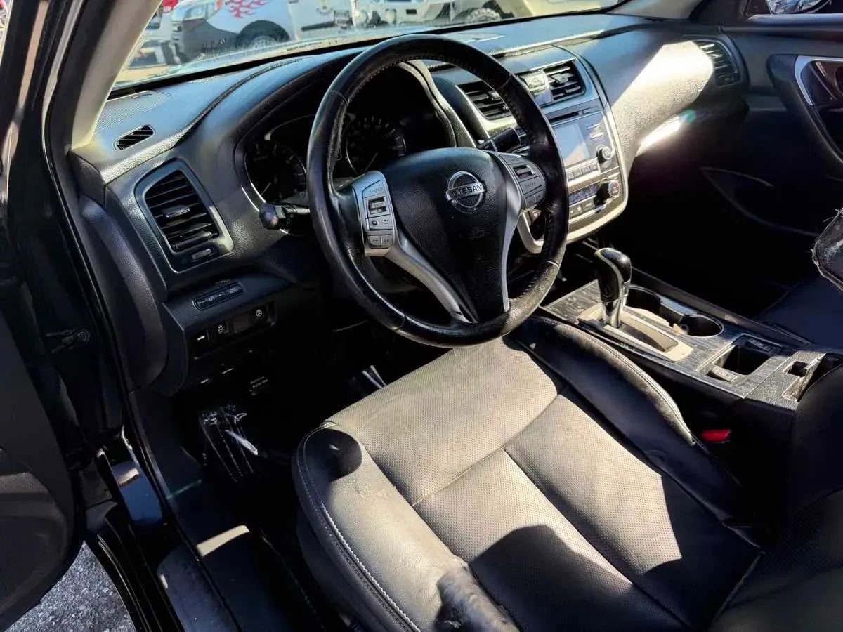 Used 2016 Nissan Altima 2.5 SL FWD image 8