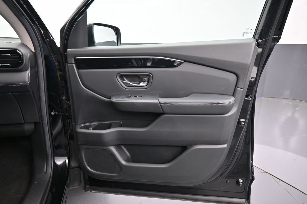 Certified 2025 Honda Pilot EX-L image 36